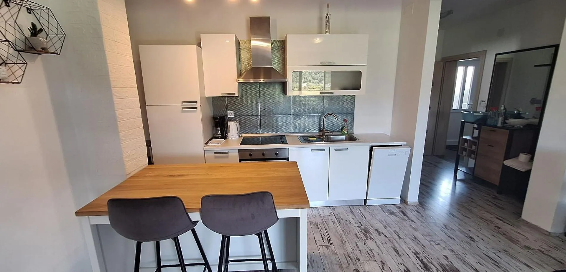 Apartment Belissima Deluxe Supetarska Draga 0*,  Croatia